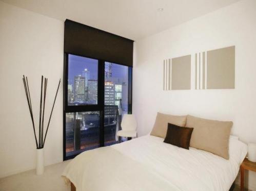 Grand Harbour Accommodation Melbourne Room photo
